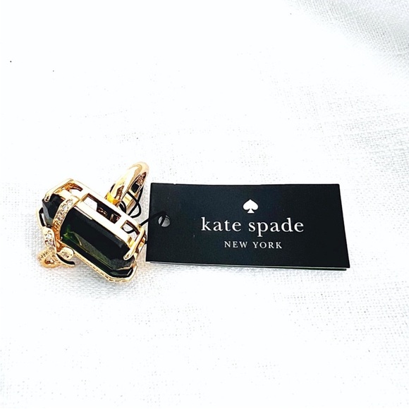 Kate Spade Emerald Green and Gold Bow Gift Pave Present Cocktail Ring - Picture 4 of 7